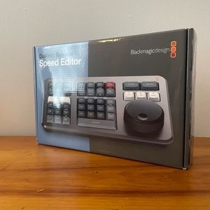 DaVinci Resolve Speed Editor